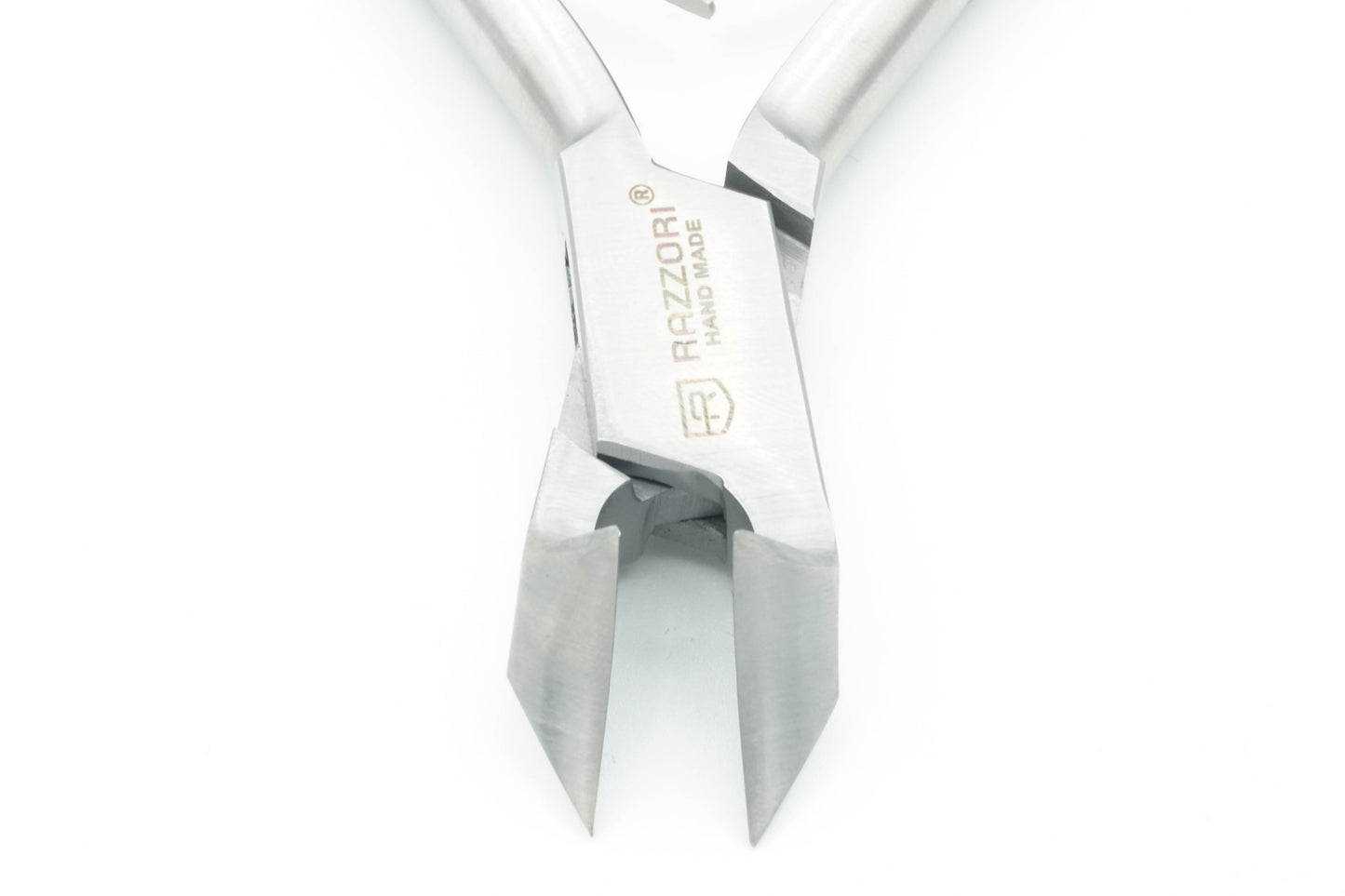 Pro Nail Clipper #69 - Half Moon - Razzori